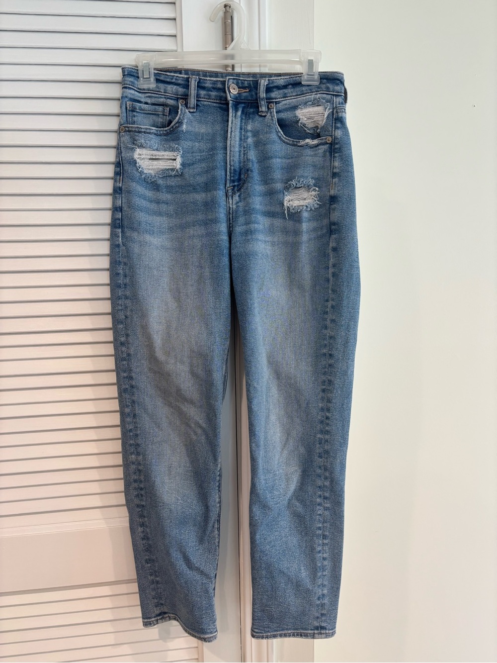 American Eagle Outfitters Stretch Straight Leg Distressed Jeans